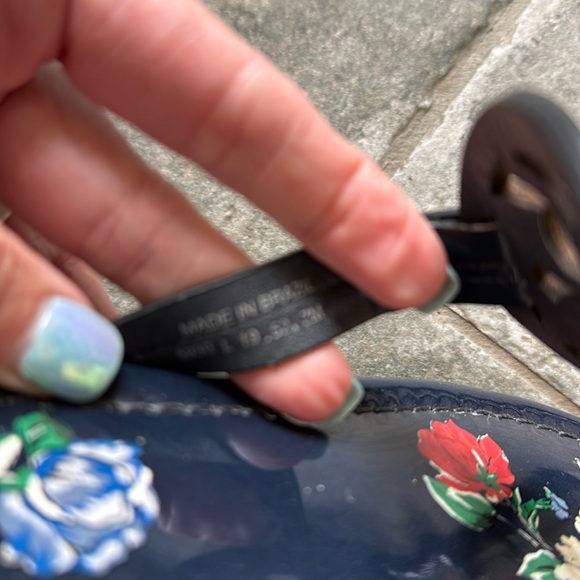 Tory Burch Miller Printed Patent Sandal size 7 EUC navy floral - Picture 4 of 5